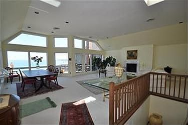 2nd image of 401 Darbys Run #26