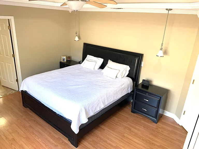 921 Scenic Oak Ln — Photo 11