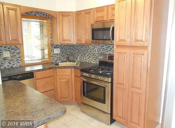 446 Grovethorn Rd — Photo 10