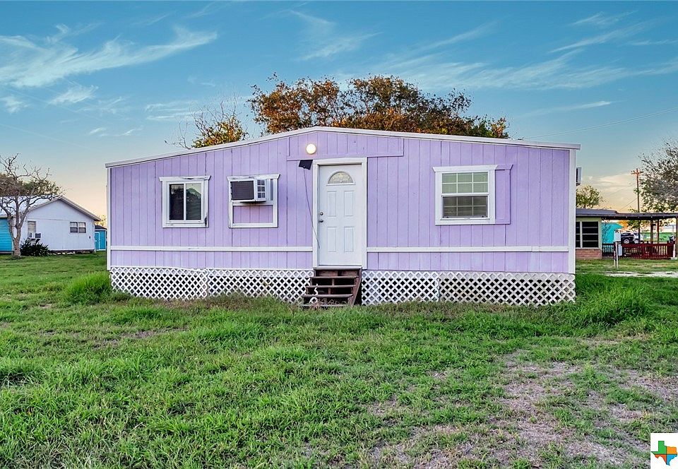 1st image of 64 W Dolphin Ave
