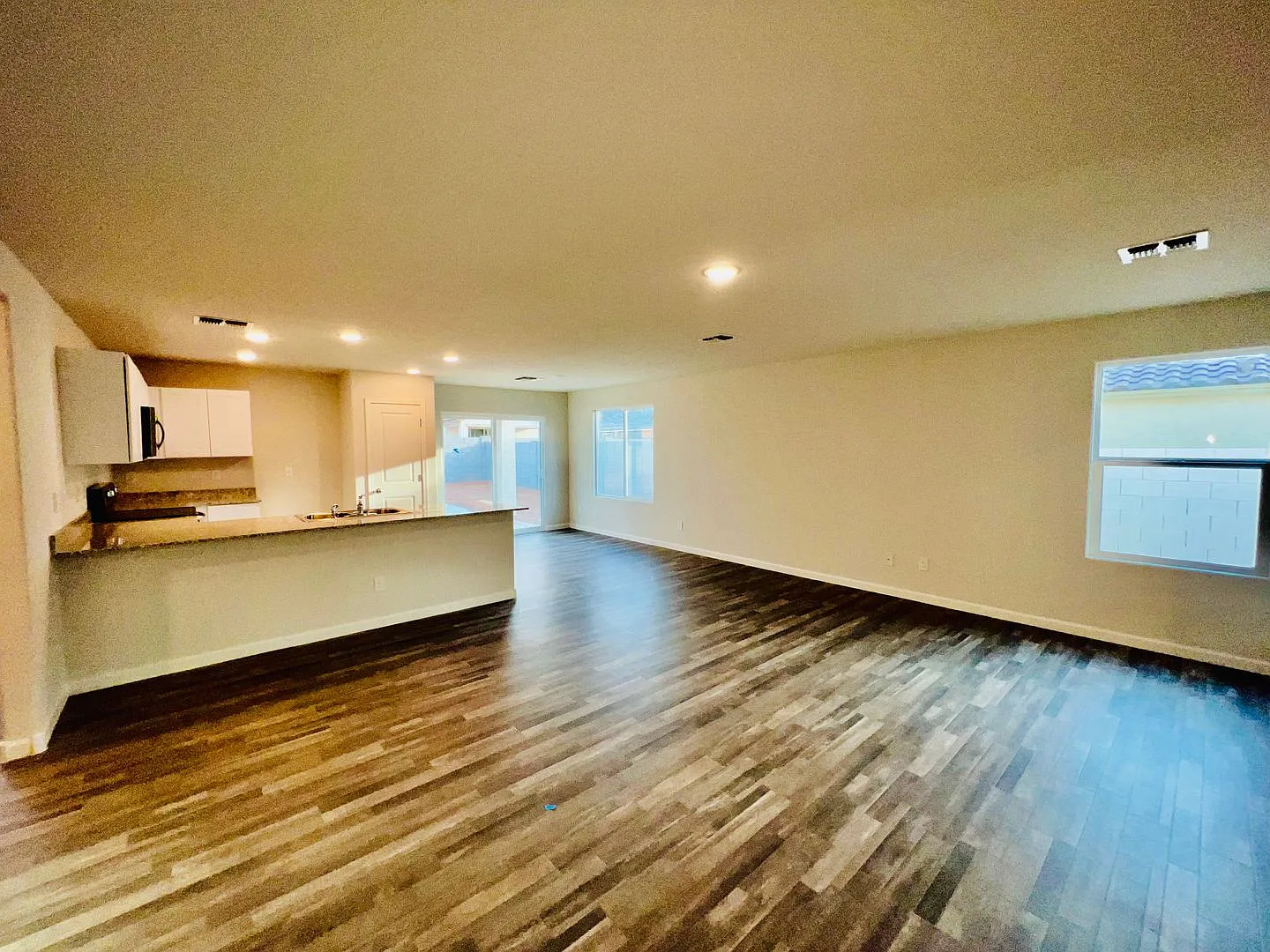 Free Rent On Approved Credit Interested? — Photo 3