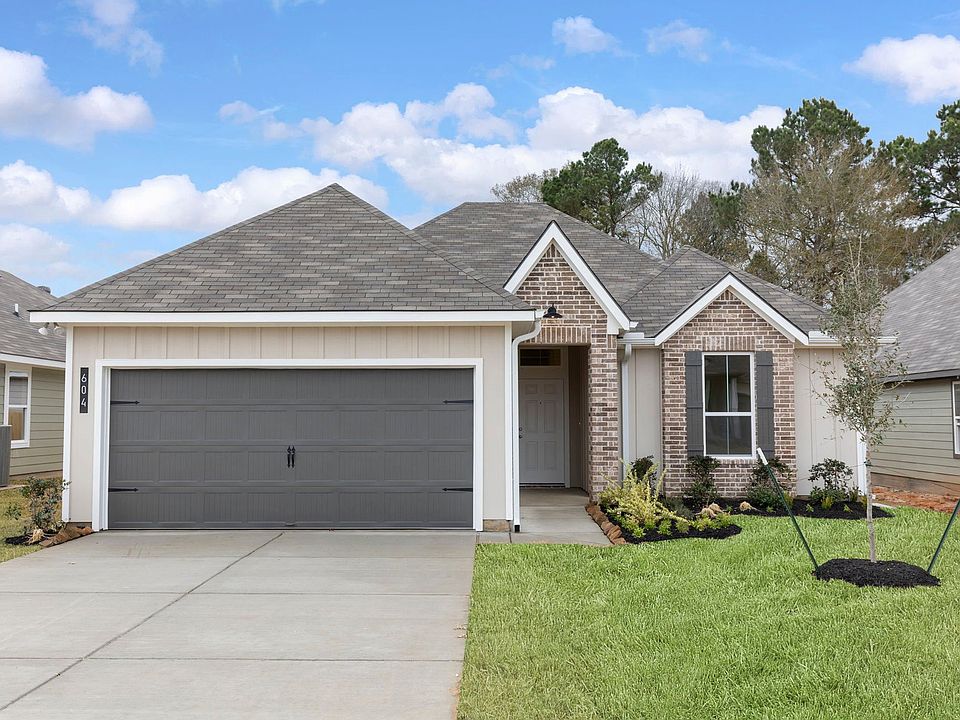 1st image of 604 Rockbridge Dr