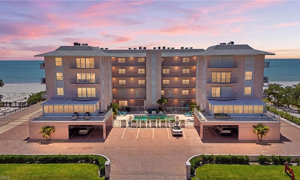 1st image of 26236 Hickory BLVD #18