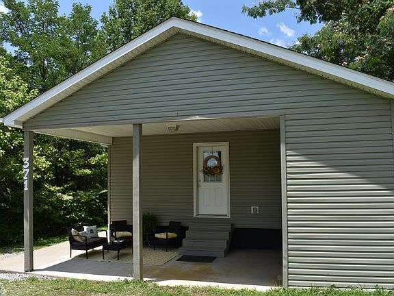 2nd image of 371 Eagle Ln
