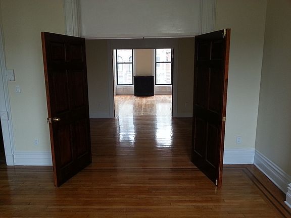 4th image of 441 Greene Ave