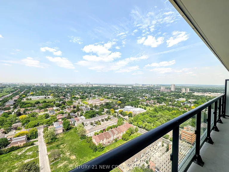 5858 Yonge St #3326 — Photo 13
