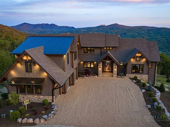 2nd image of 72 Valley Watch Court