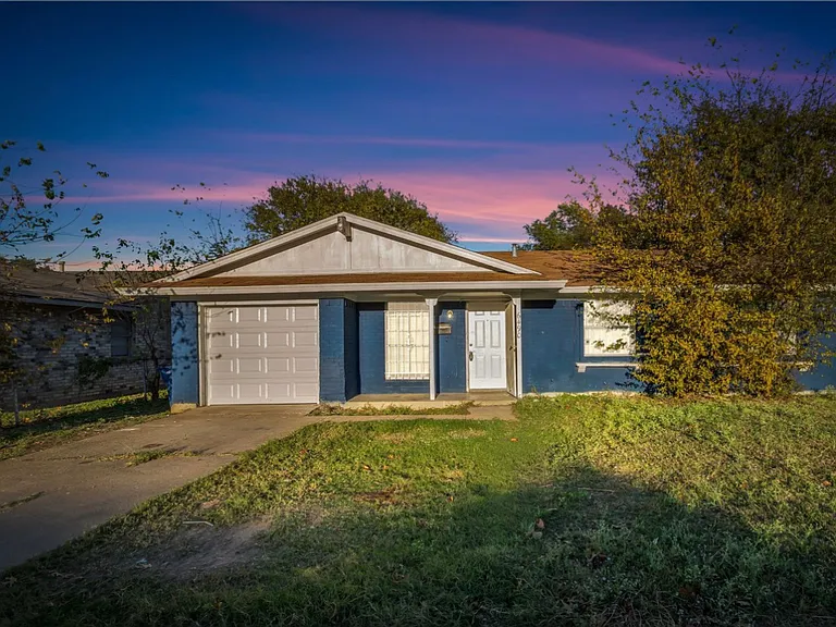 6490 Tumbling Creek Trl — Photo 12