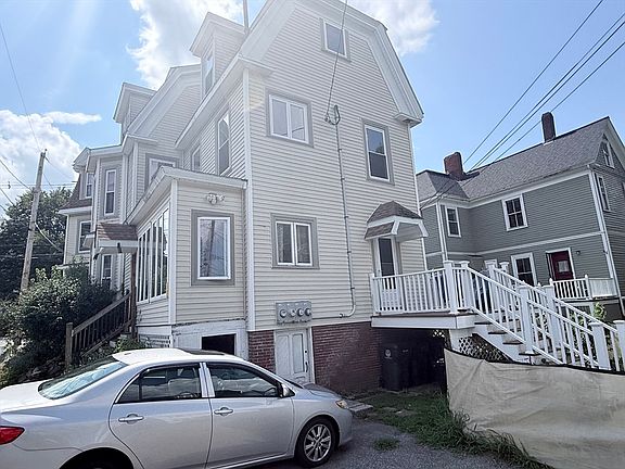 3rd image of 20 Salem St #2