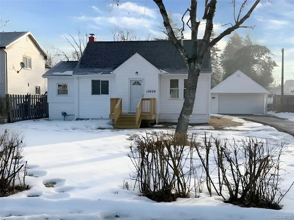 10426 Stark Rd, Livonia, MI 48150