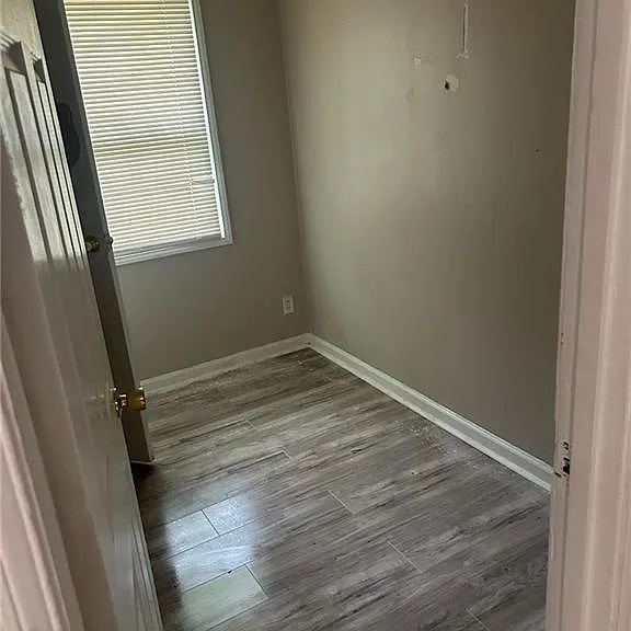 2418 Adger Rd — Photo 5