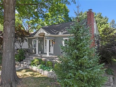 5600 Kenwood Ave, Kansas City, MO, 64110