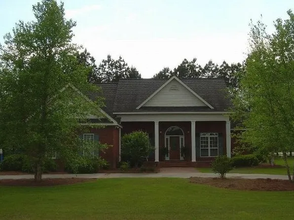 716 Merganser Cir, Glennville, GA 30427