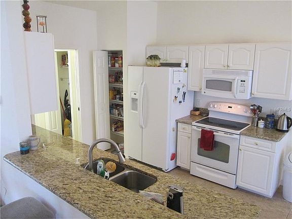 3rd image of 5328 Pinson Dr