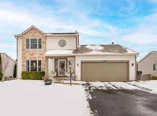 1259 Chickory Ridge Trl, Cary, IL 60013
