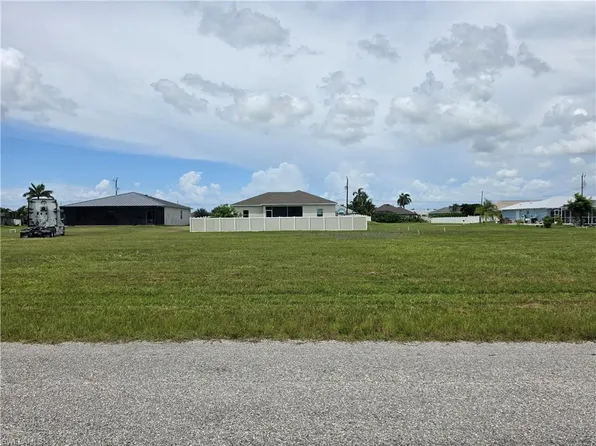 3319 NW 4th ST, CAPE CORAL, FL 33993