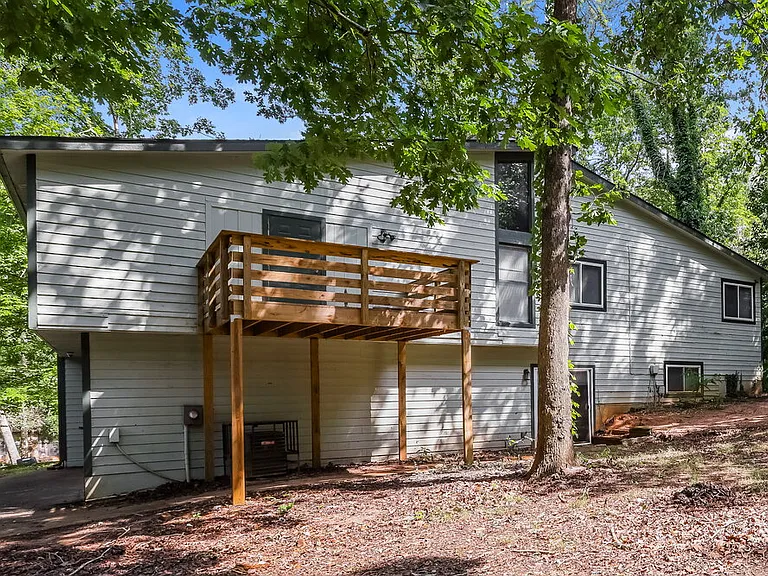 6651 Windwood Cir — Photo 17