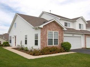 541 Mallard Ln #F, Sugar Grove, IL 60554