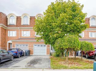 3323 Southwick St, Mississauga, ON L5M 7K9
