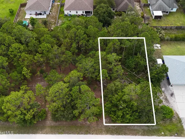 9055 103rd Ave, Vero Beach, FL 32967