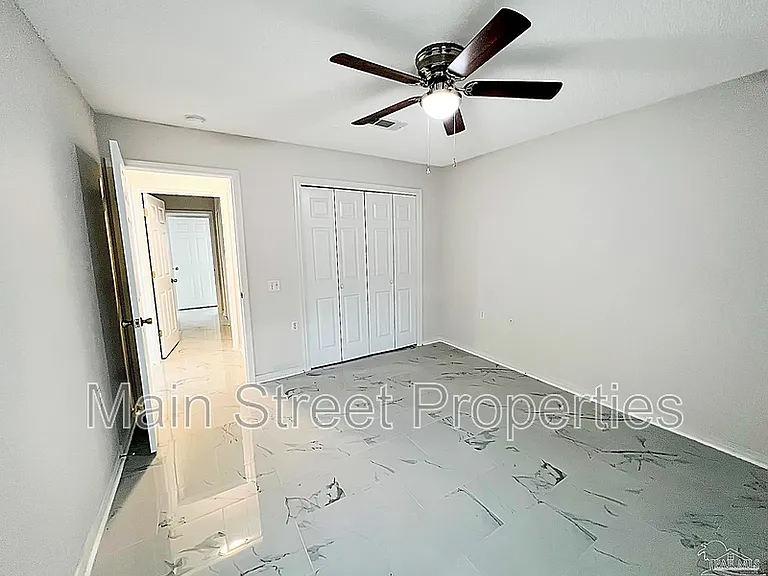 8124 Heirloom Dr — Photo 12
