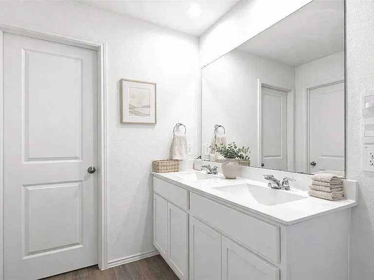4214 Berwick Park Ln — Photo 12