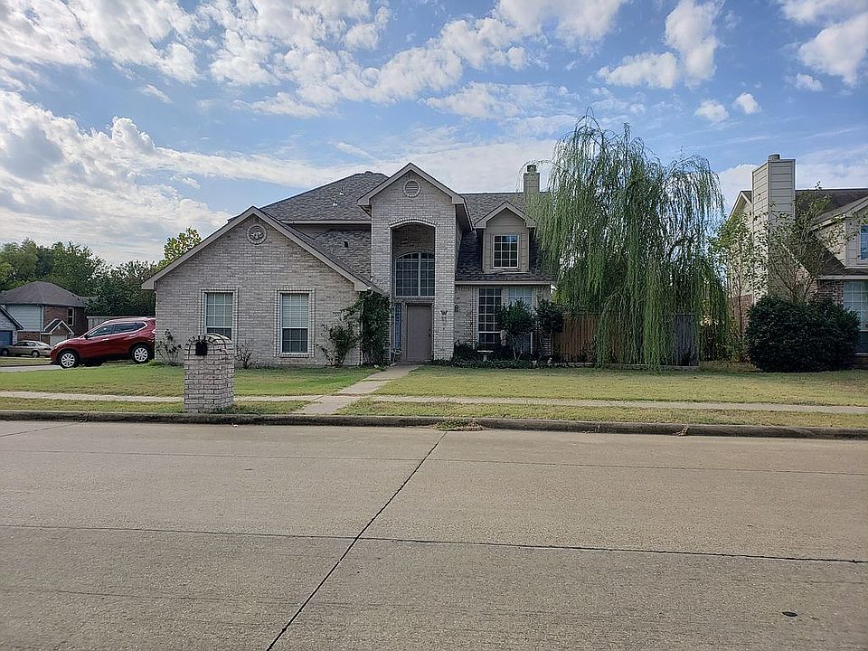 1st image of 200 Stone Creek Blvd