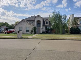 200 Stone Creek Blvd, Glenn Heights, TX 75154