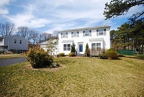 2nd image of 5 Monarch Ave