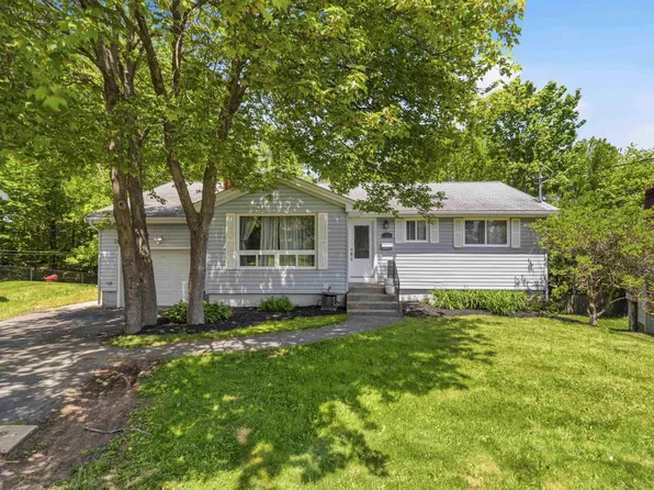 123 Evans Ave, Halifax, NS B3M 1C8