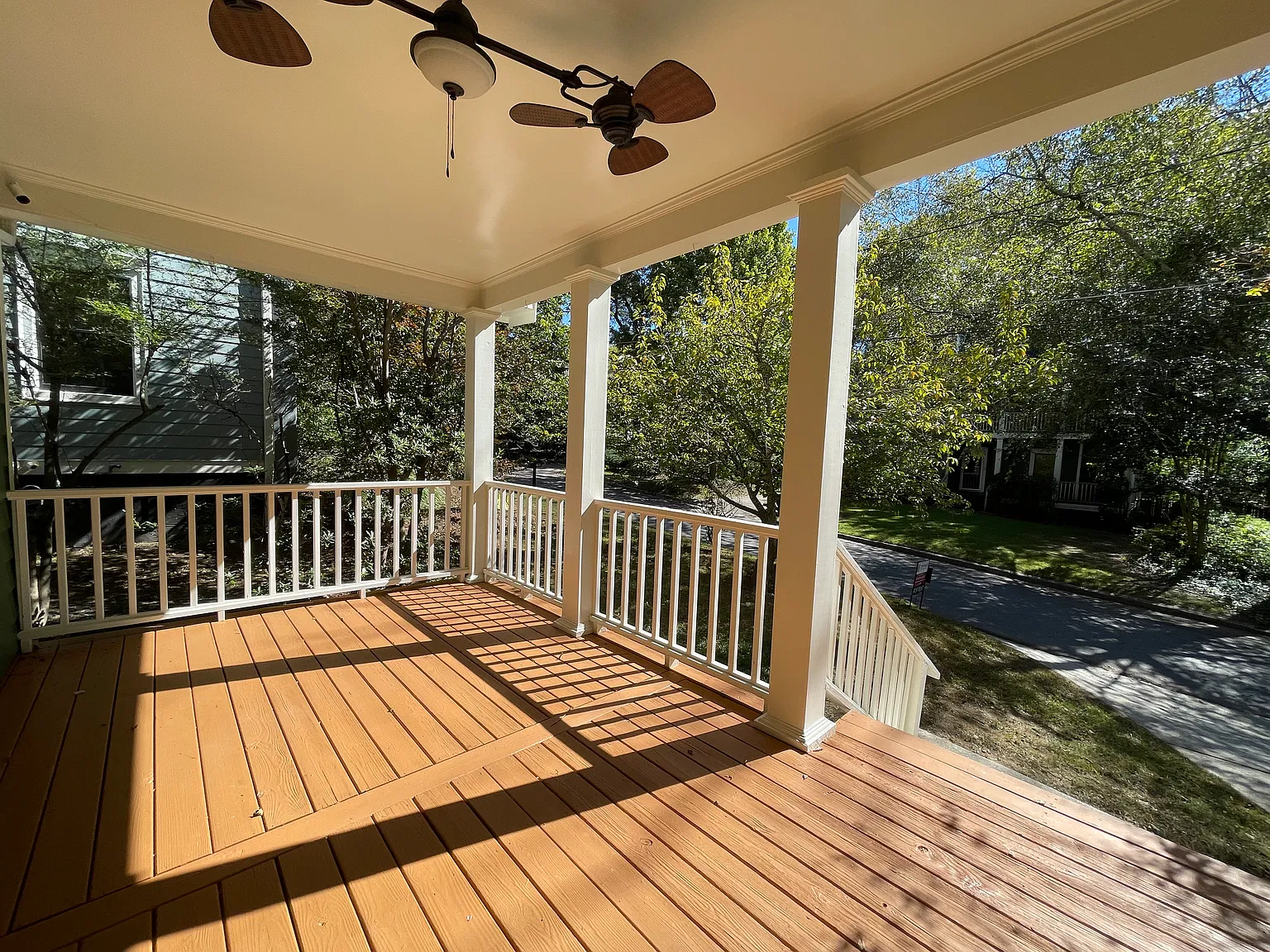 3 bed, 1654 sqft, $3,595 — Photo 3