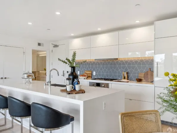 310 Carolina St #204, San Francisco, CA 94103