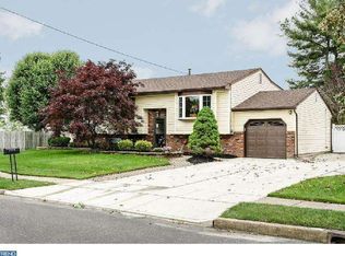 1715 Pin Oak Rd, Williamstown, NJ 08094