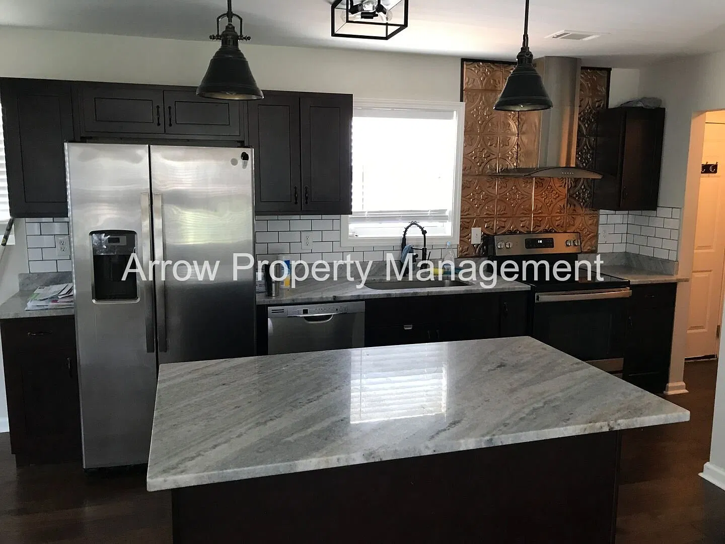 Recently renovated 3br 2ba home close to downtown Nashville! — Photo 2