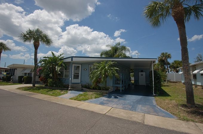 1st image of 368 Mandalay Dr