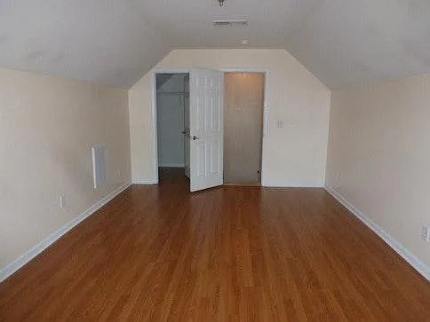 216 Latherton Ct — Photo 14