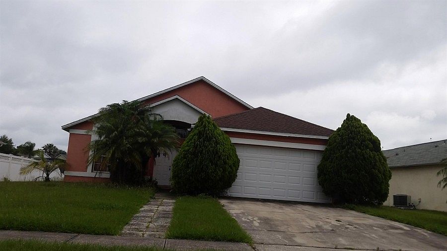 1st image of 2391 Queenswood Cir