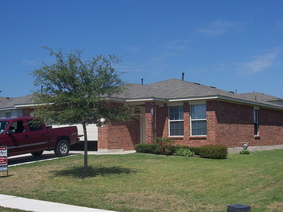 1st image of 207 McCarthur Dr