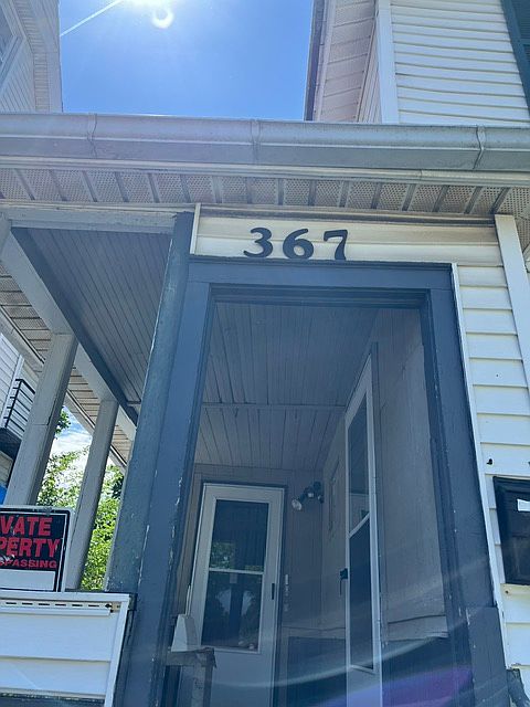 1st image of 367 Troup St Unit 3