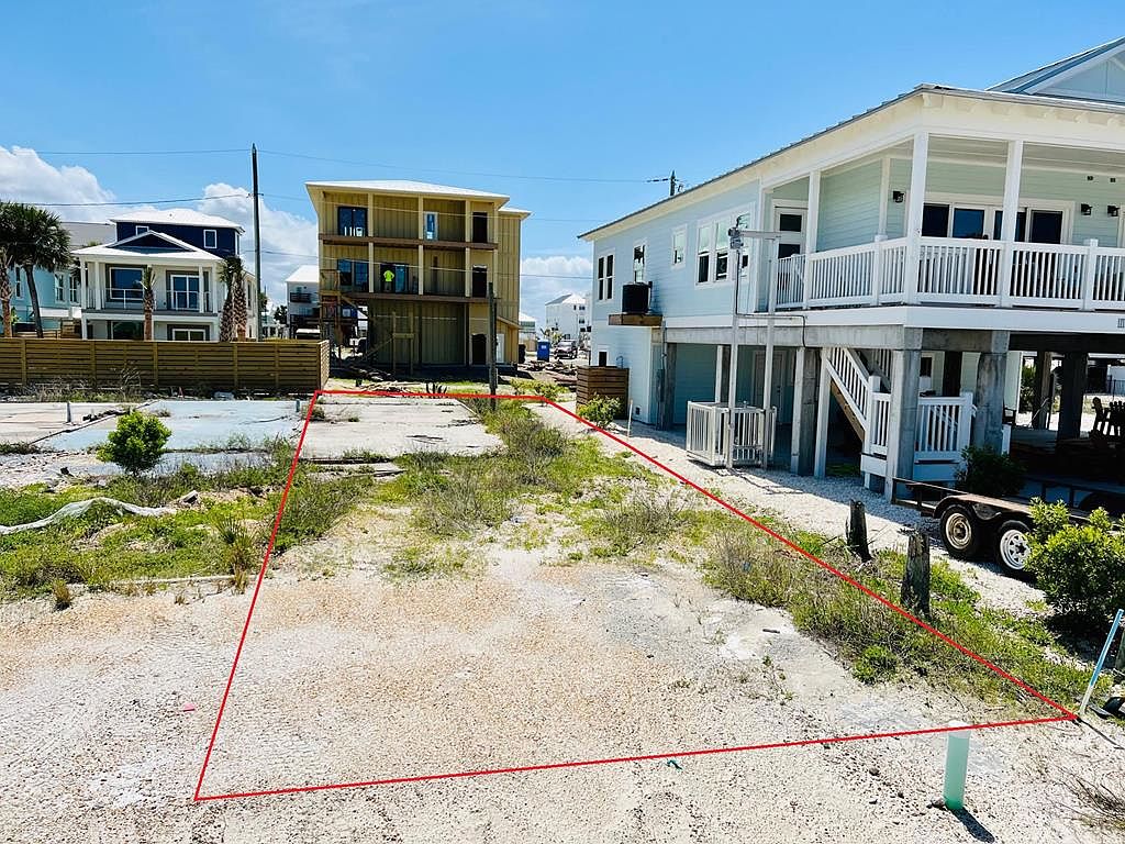111 S 39th St B, Mexico Beach, FL 32456 Zillow