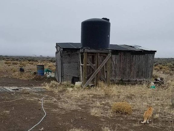 5th image of 16 Christmas Valley Hwy