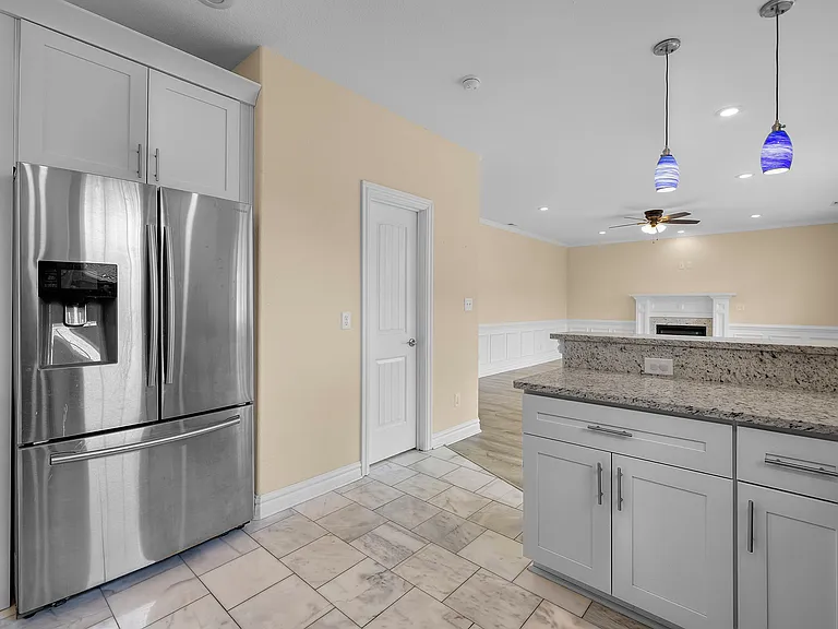 710 Beach Rd — Photo 25