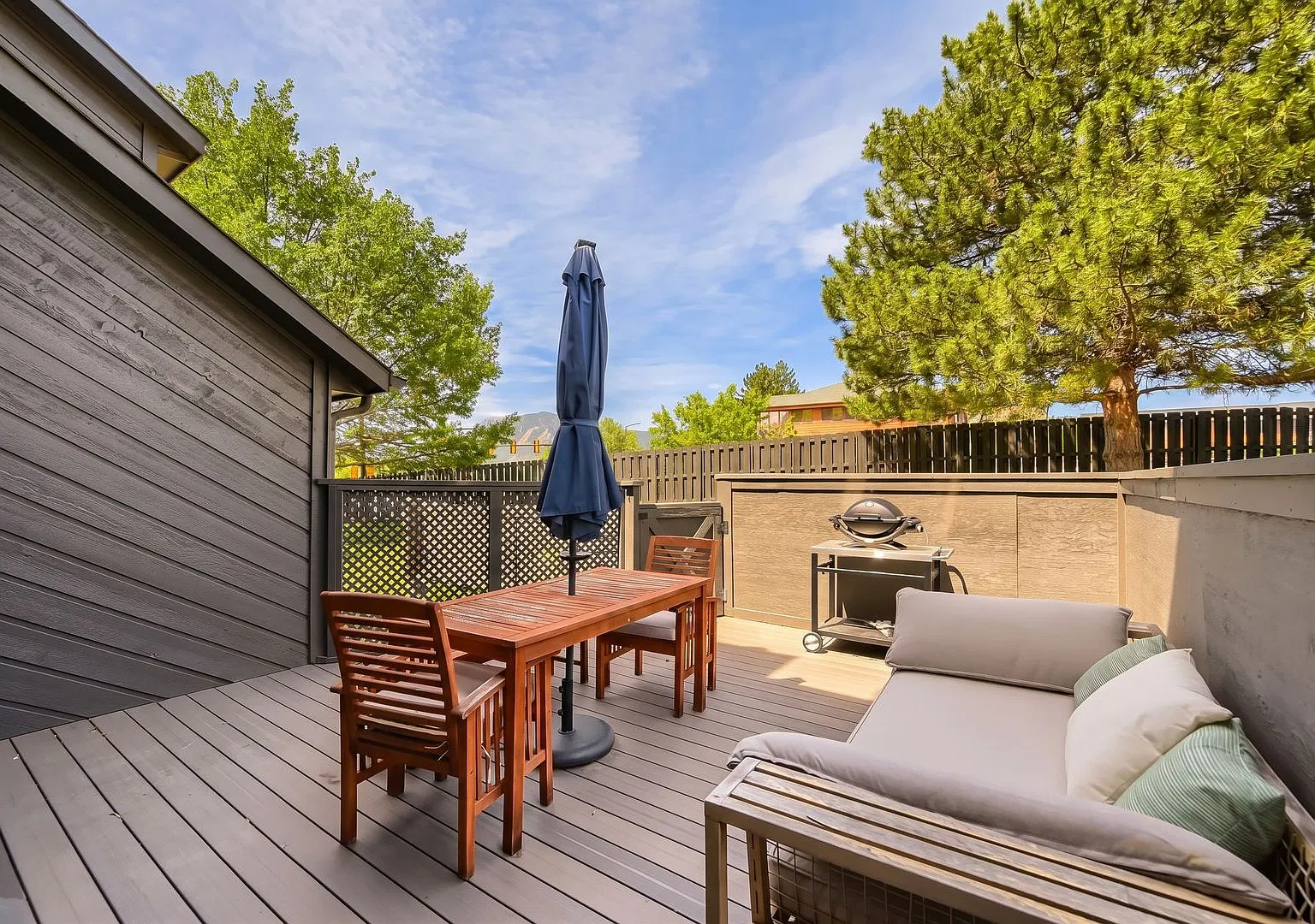 Charming Updated 3BR Gem | Great Boulder Access — Photo 4