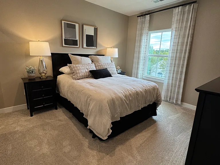 8001 Lake Laurel Ln #B — Photo 28