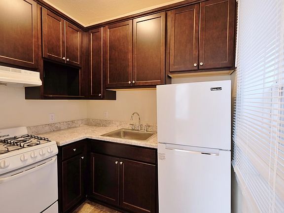 2nd image of 4410 W Lake Harriet Pkwy APT 202