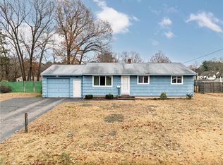 28 Linda Ln, Enfield, CT 06082
