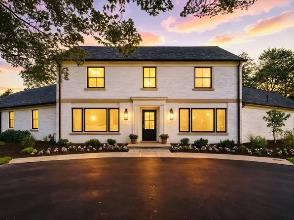 10700 Alloway Dr, Potomac, MD 20854