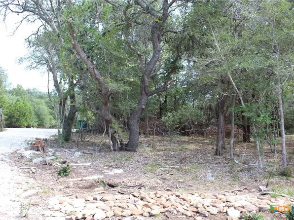 151 Eden Ranch Dr, Canyon Lake, TX 78133