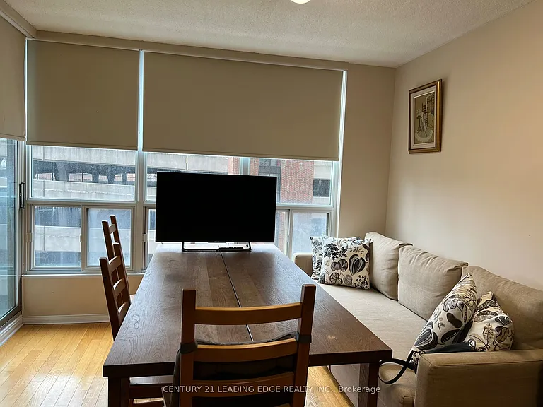 750 Bay St #805 — Photo 9