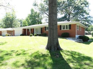 12153 Blackhall Dr, Saint Louis, MO 63128